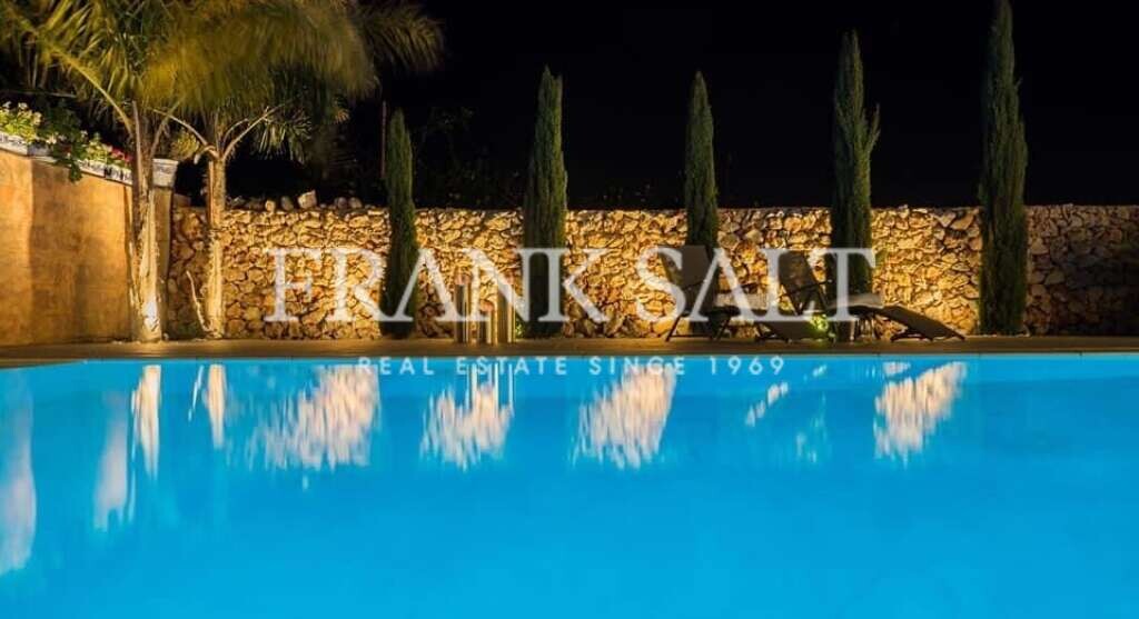 Rabat, 3 Bedrooms Bedrooms, ,1 BathroomBathrooms,For Sale,FRSA-507607