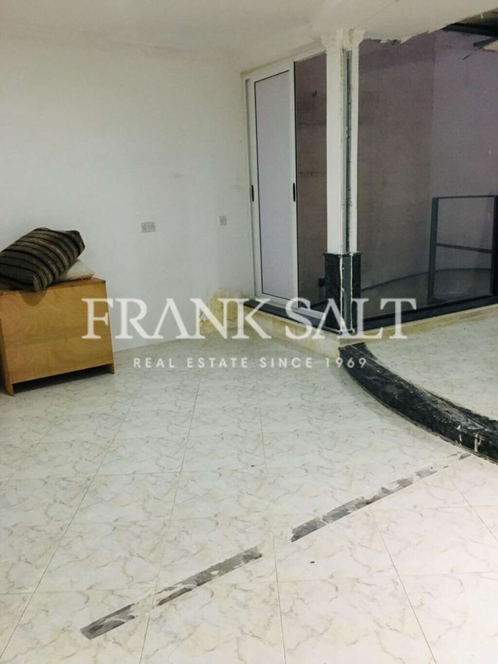 Qormi, 3 Bedrooms Bedrooms, ,1 BathroomBathrooms,For Sale,FRSA-320674