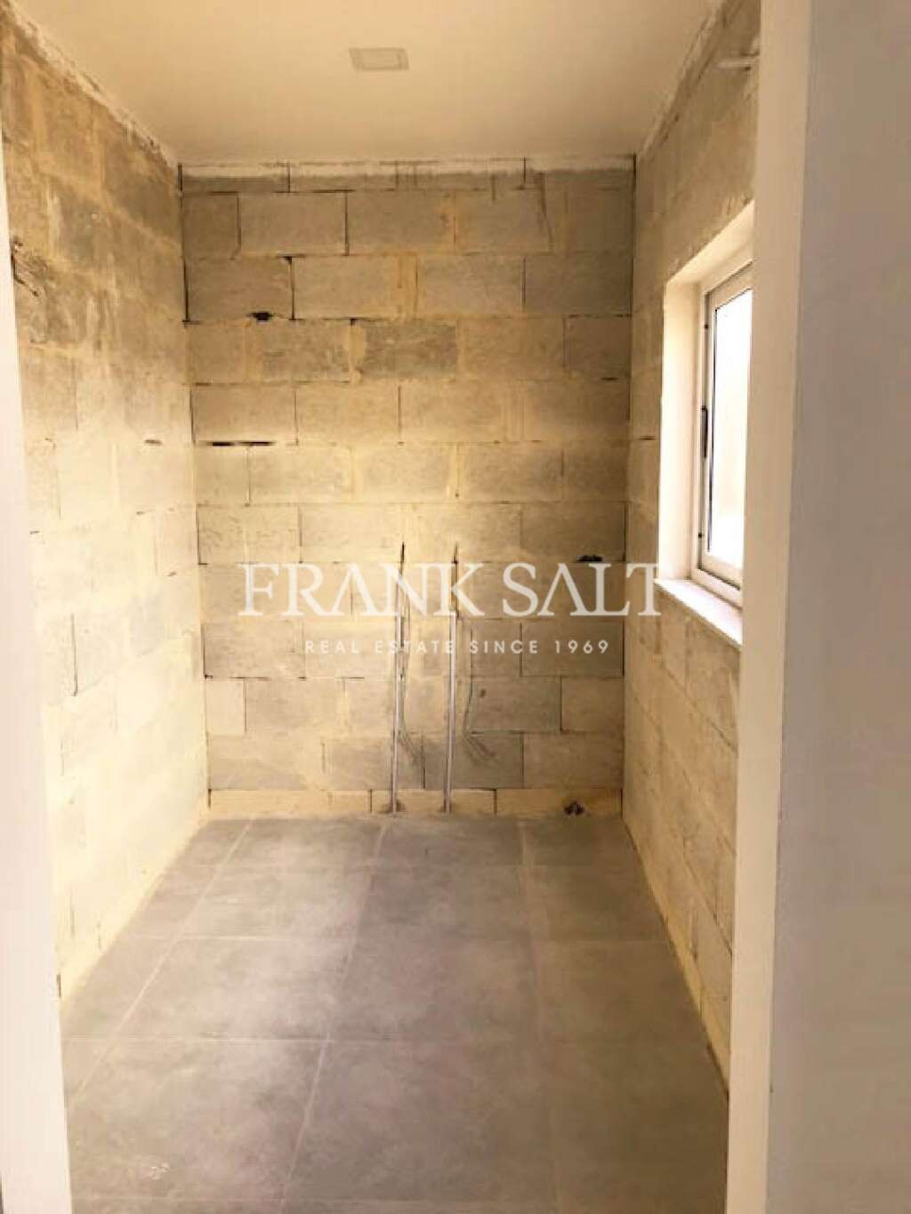 Birkirkara, 1 Bedroom Bedrooms, ,1 BathroomBathrooms,For Sale,FRSA-914535
