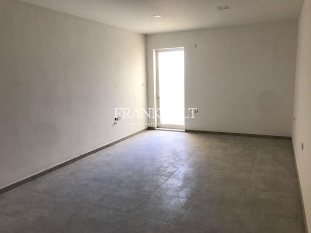 Birkirkara, 1 Bedroom Bedrooms, ,1 BathroomBathrooms,For Sale,FRSA-914535
