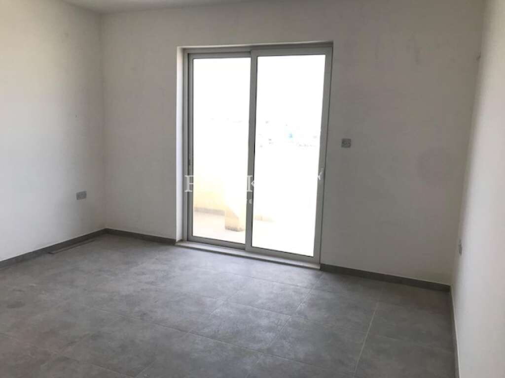 Birkirkara, 1 Bedroom Bedrooms, ,1 BathroomBathrooms,For Sale,FRSA-914535