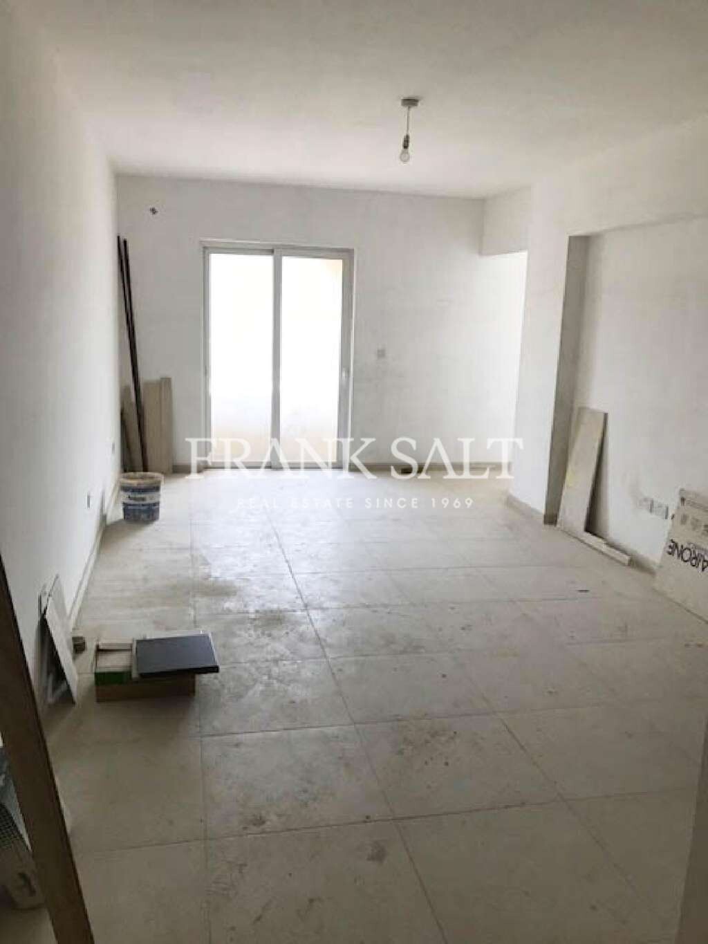 Birkirkara, 1 Bedroom Bedrooms, ,1 BathroomBathrooms,For Sale,FRSA-914535
