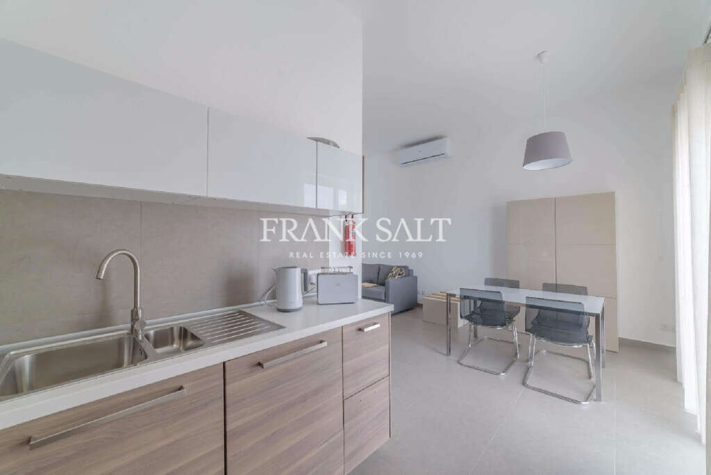 St Julians, 1 Bedroom Bedrooms, ,For Sale,FRSA-041304