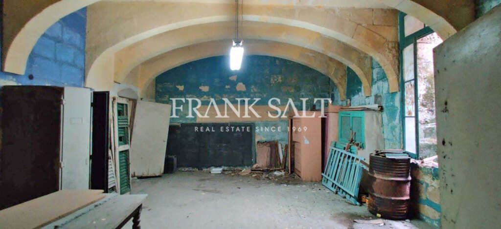 Sliema, 6 Bedrooms Bedrooms, ,2 BathroomsBathrooms,For Sale,FRSA-915900