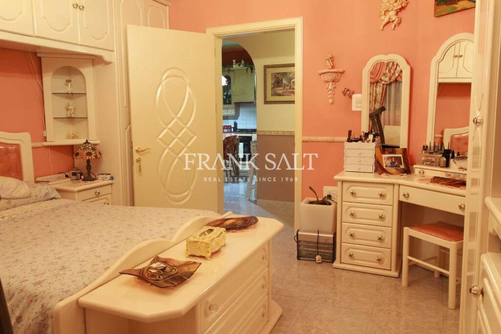 Zabbar, 3 Bedrooms Bedrooms, ,2 BathroomsBathrooms,For Sale,FRSA-751490