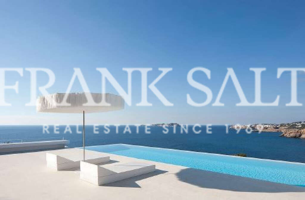 Madliena, 3 Bedrooms Bedrooms, ,3 BathroomsBathrooms,For Sale,FRSA-038961