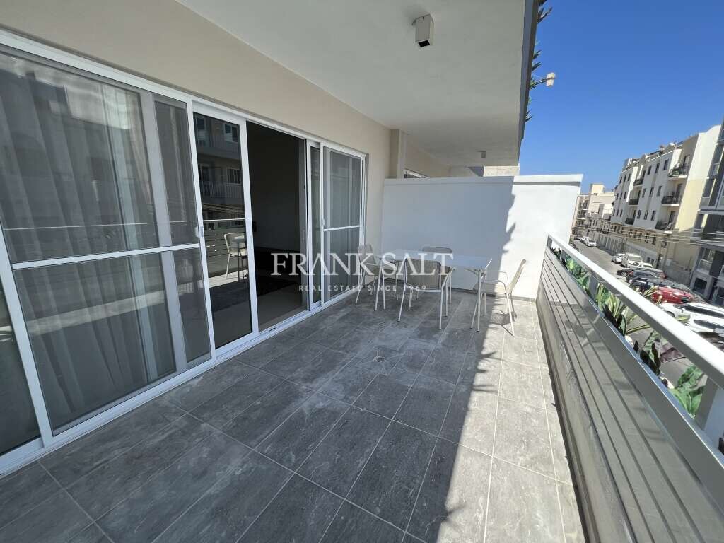 St Julians, 2 Bedrooms Bedrooms, ,1 BathroomBathrooms,For Sale,FRSA-041173