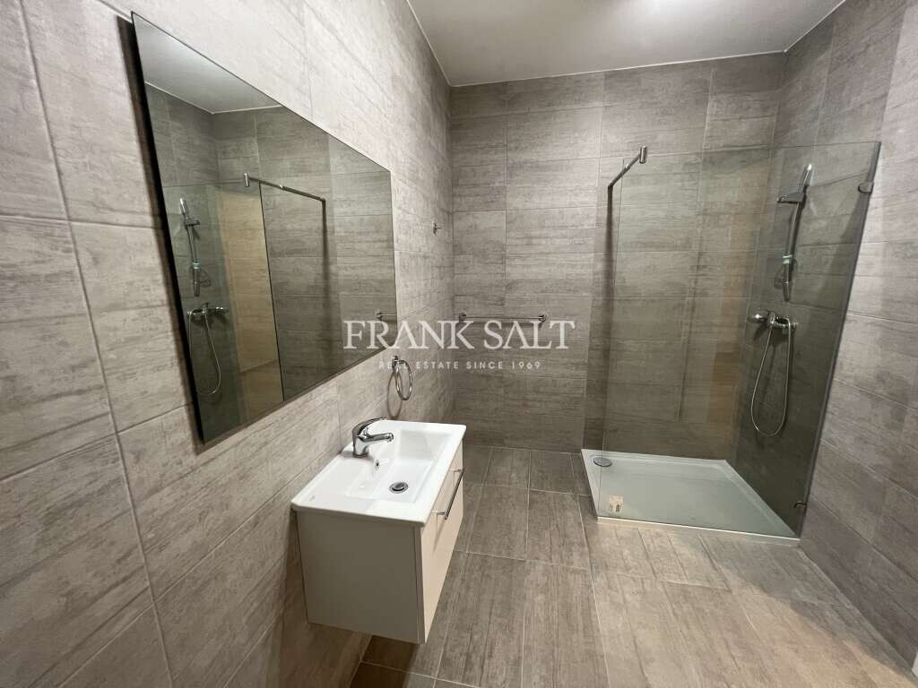 St Julians, 2 Bedrooms Bedrooms, ,1 BathroomBathrooms,For Sale,FRSA-041173