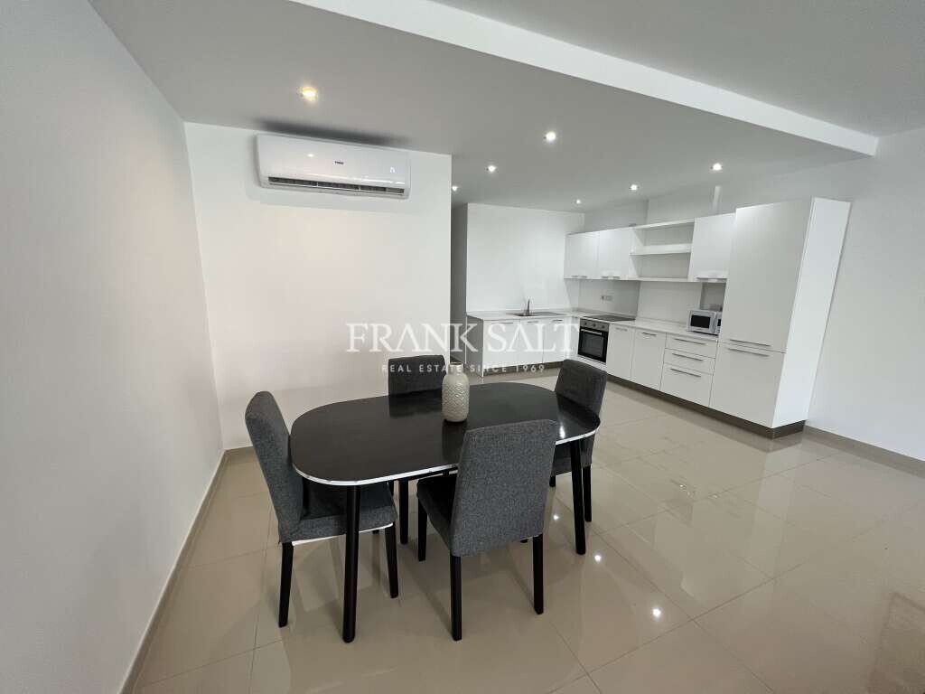 St Julians, 2 Bedrooms Bedrooms, ,1 BathroomBathrooms,For Sale,FRSA-041173