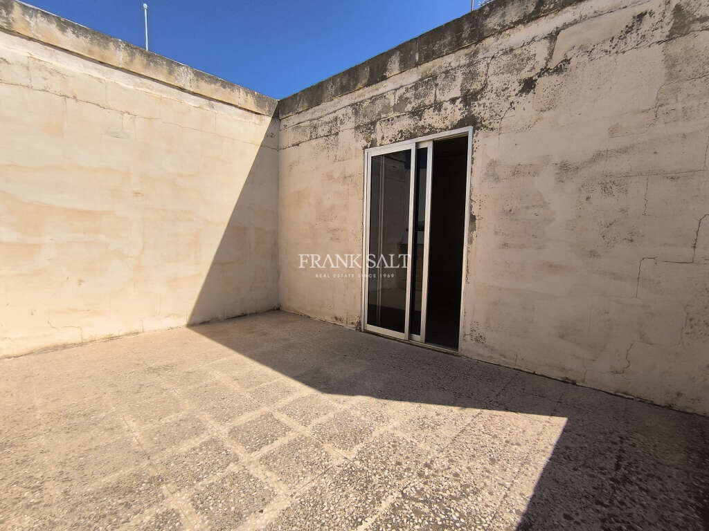 Marsascala, 1 Bedroom Bedrooms, ,1 BathroomBathrooms,For Sale,FRSA-751829