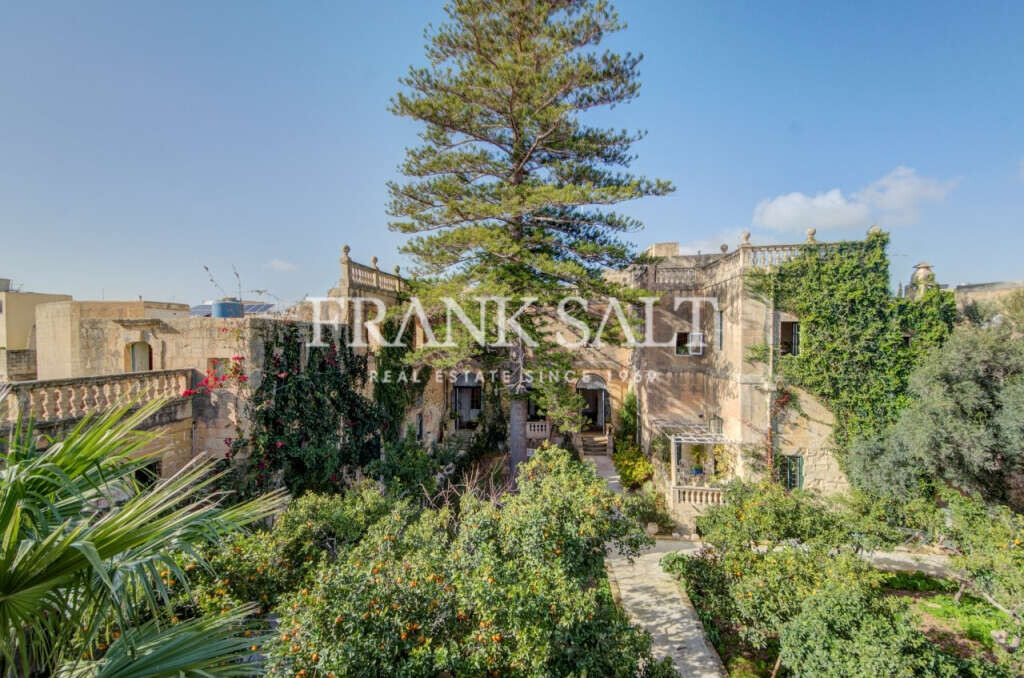 Zebbug, 8 Bedrooms Bedrooms, ,8 BathroomsBathrooms,For Sale,FRSA-453051
