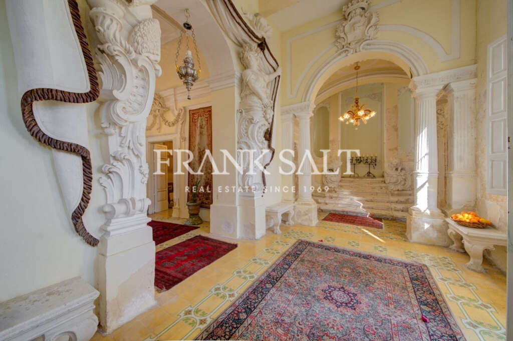 Zebbug, 8 Bedrooms Bedrooms, ,8 BathroomsBathrooms,For Sale,FRSA-453051