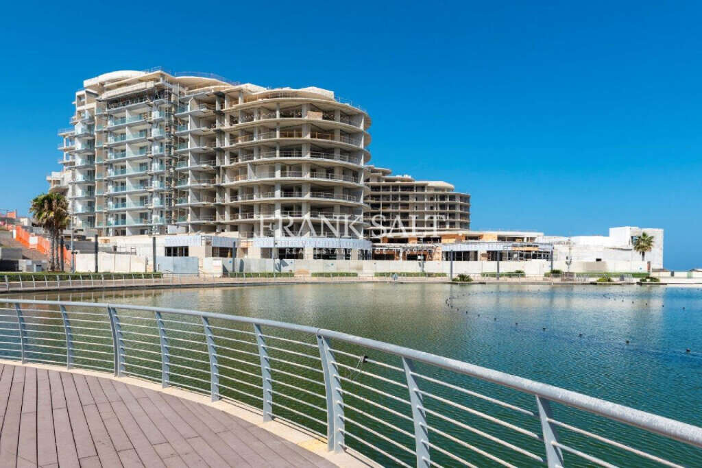 The Shoreline at Smart City, 3 Bedrooms Bedrooms, ,2 BathroomsBathrooms,For Sale,FRSA-319416