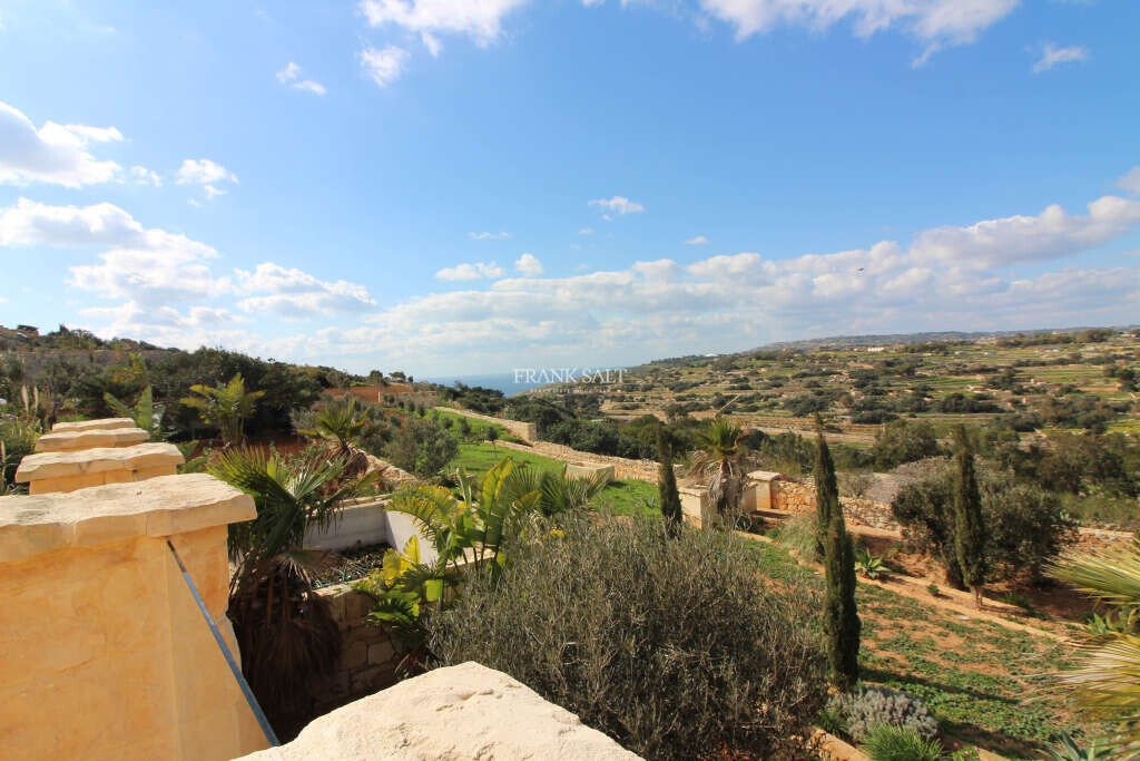 Zurrieq, 3 Bedrooms Bedrooms, ,1 BathroomBathrooms,For Sale,FRSA-040930