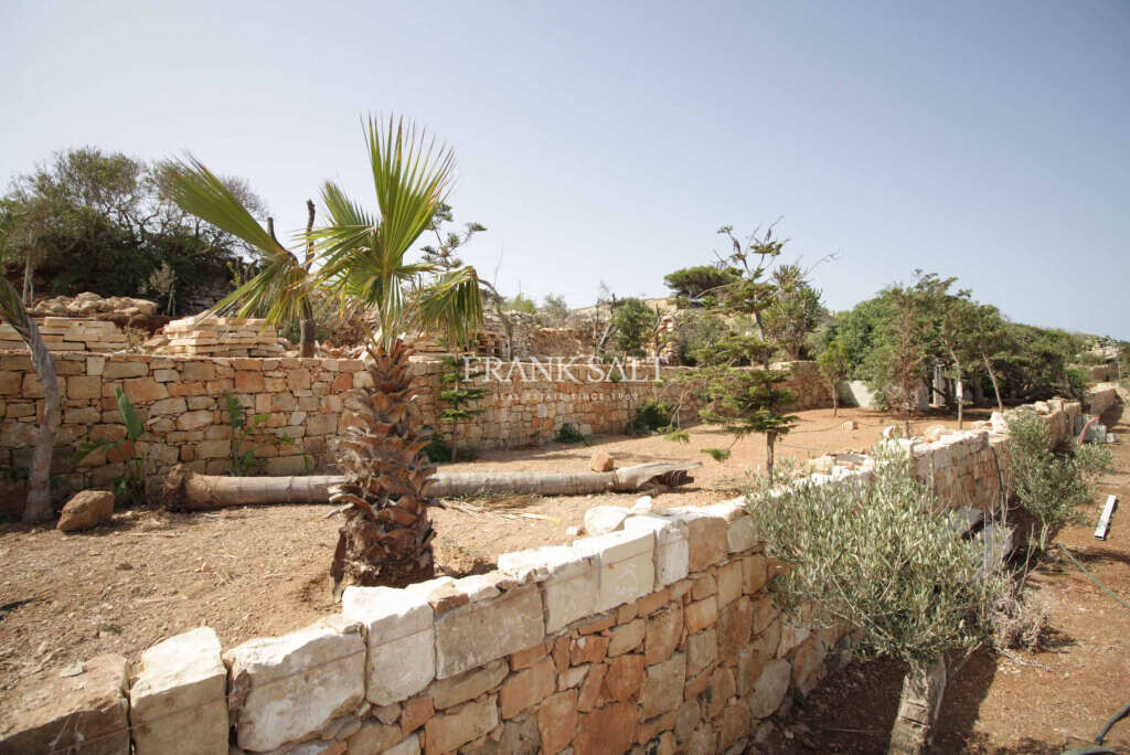 Zurrieq, 3 Bedrooms Bedrooms, ,1 BathroomBathrooms,For Sale,FRSA-040930