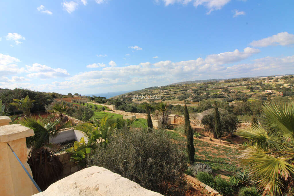 Zurrieq, 3 Bedrooms Bedrooms, ,1 BathroomBathrooms,For Sale,FRSA-040930