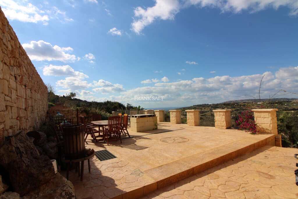 Zurrieq, 3 Bedrooms Bedrooms, ,1 BathroomBathrooms,For Sale,FRSA-040930