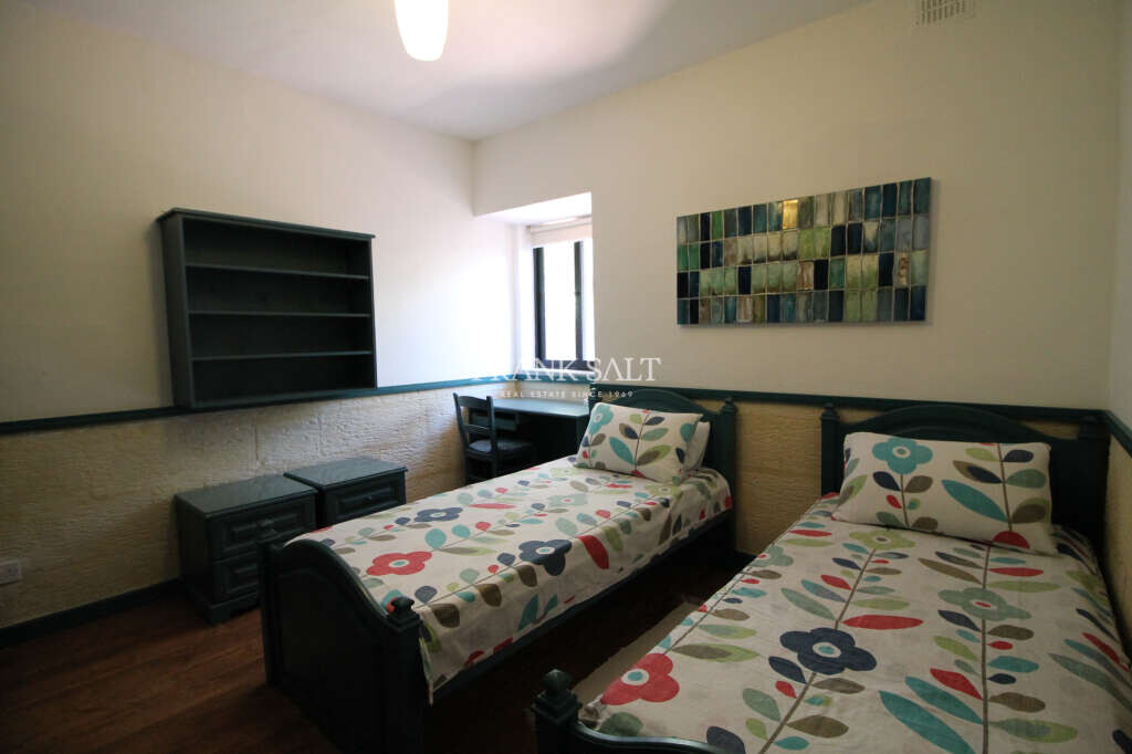 Swieqi, 2 Bedrooms Bedrooms, ,1 BathroomBathrooms,For Sale,FRSA-453367