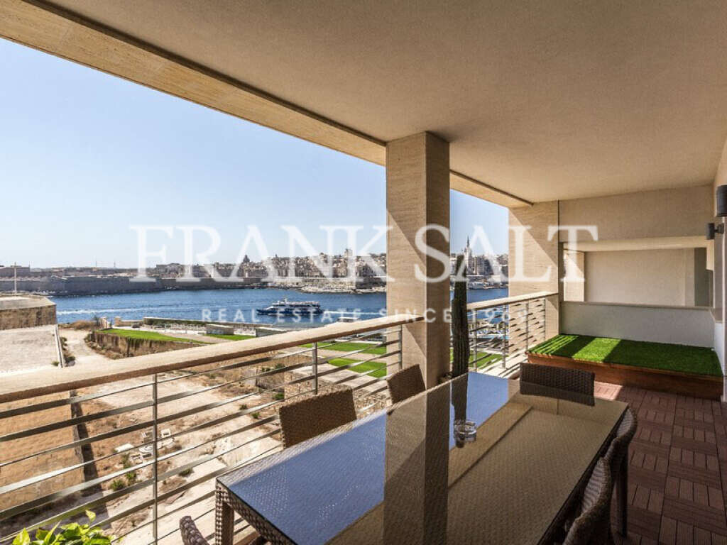 Tigne Point, 4 Bedrooms Bedrooms, ,2 BathroomsBathrooms,For Sale,FRSA-027097