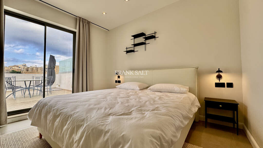 Sliema, 3 Bedrooms Bedrooms, ,For Sale,FRSA-912777