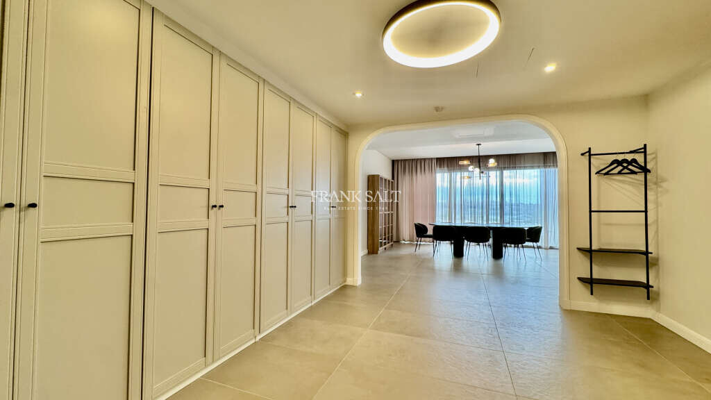 Sliema, 3 Bedrooms Bedrooms, ,For Sale,FRSA-912777