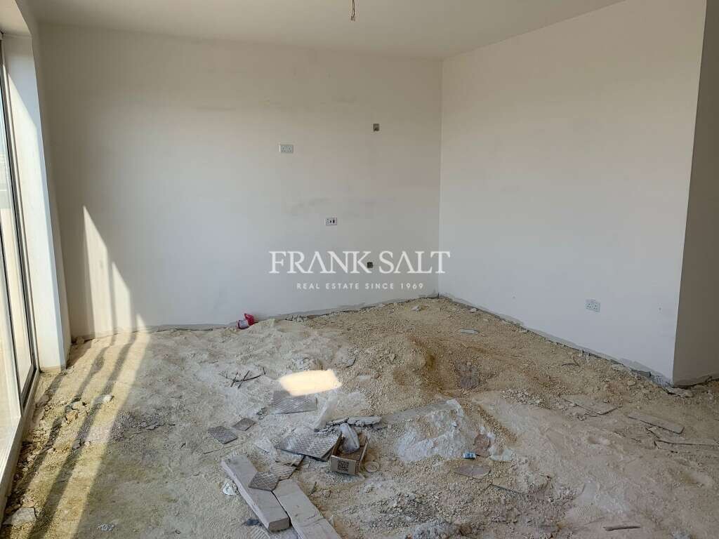 Qormi, 2 Bedrooms Bedrooms, ,1 BathroomBathrooms,For Sale,FRSA-421169