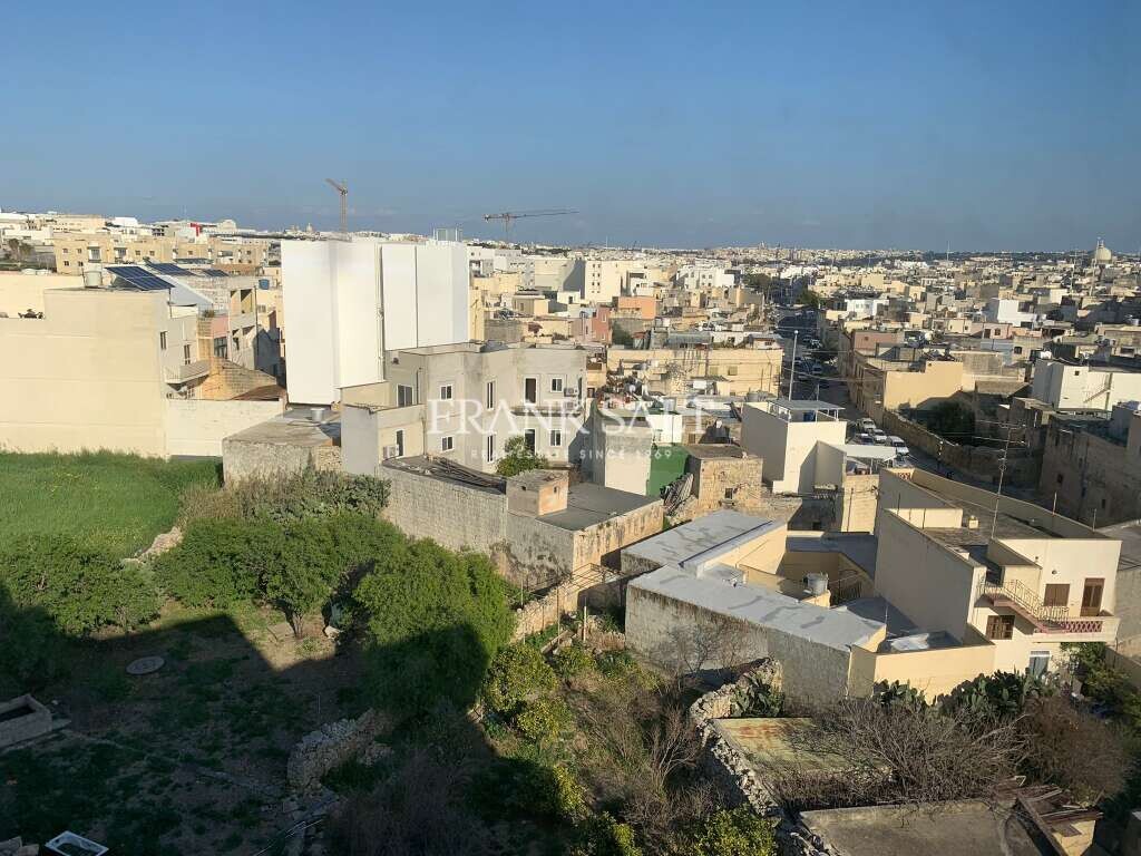 Qormi, 2 Bedrooms Bedrooms, ,1 BathroomBathrooms,For Sale,FRSA-421169