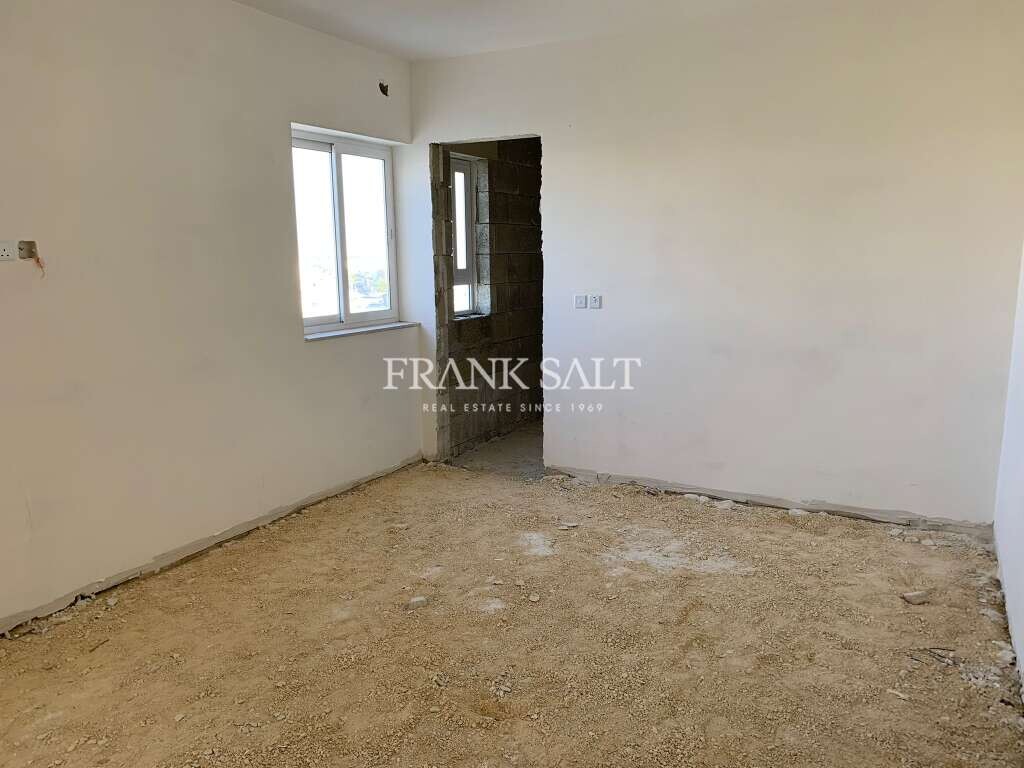 Qormi, 2 Bedrooms Bedrooms, ,1 BathroomBathrooms,For Sale,FRSA-421169