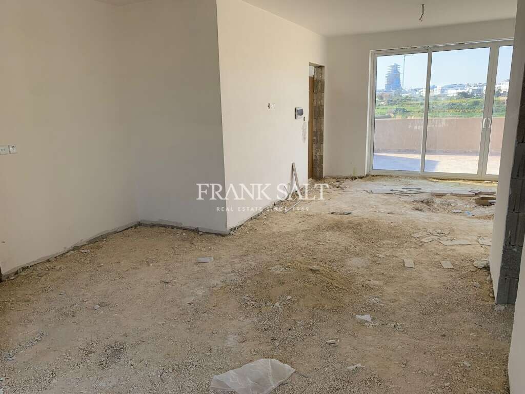 Qormi, 2 Bedrooms Bedrooms, ,1 BathroomBathrooms,For Sale,FRSA-421169