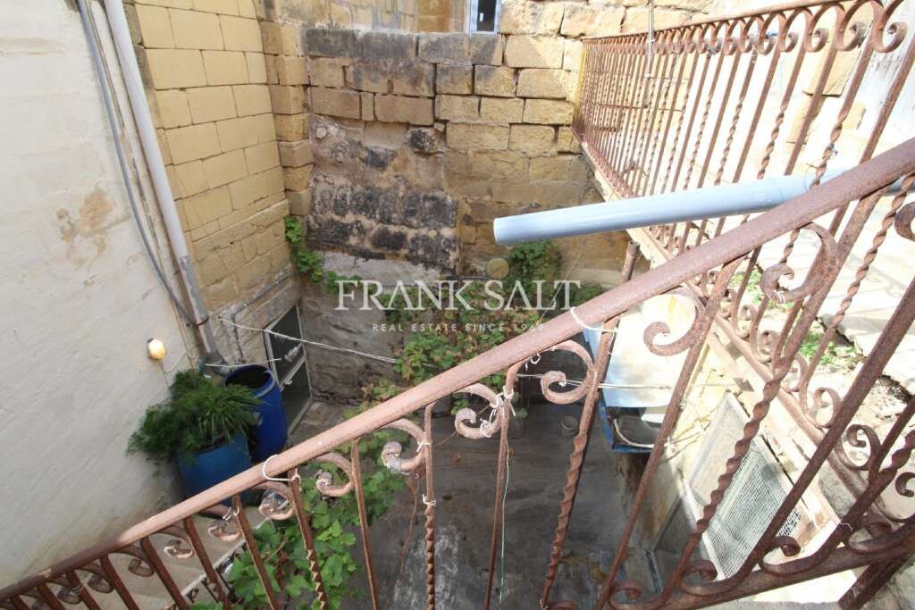 Fontana, Gozo, 3 Bedrooms Bedrooms, ,2 BathroomsBathrooms,For Sale,FRSA-107889