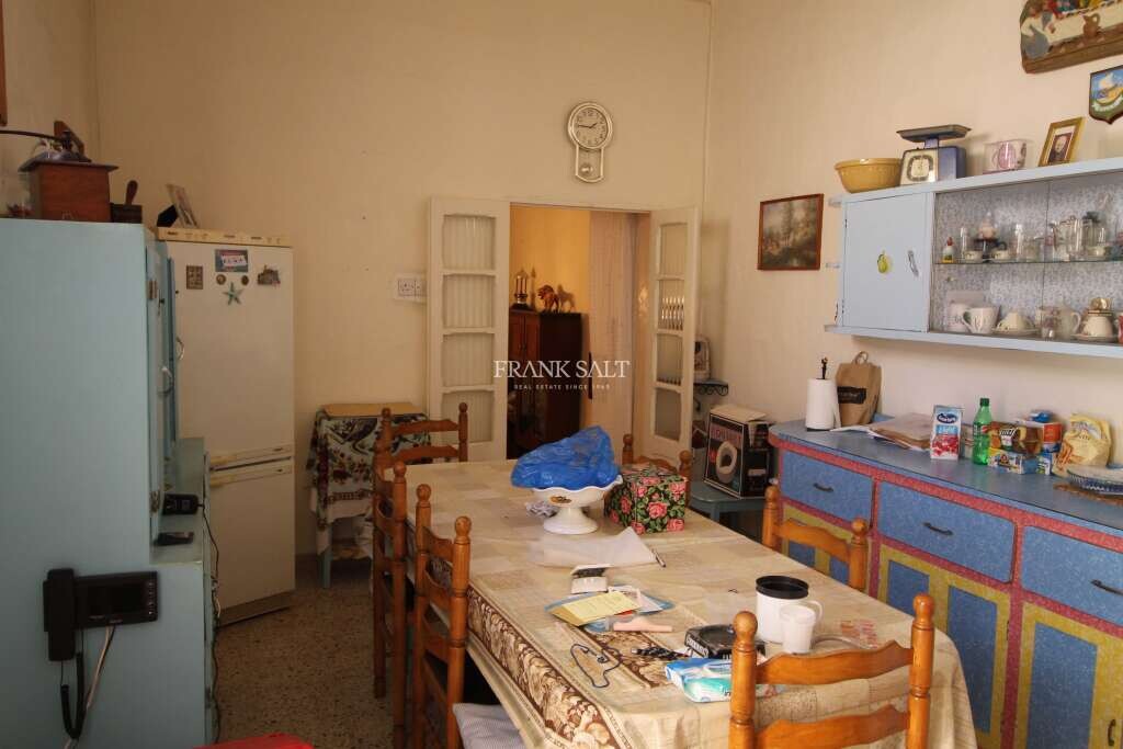 Cospicua, 3 Bedrooms Bedrooms, ,2 BathroomsBathrooms,For Sale,FRSA-422796