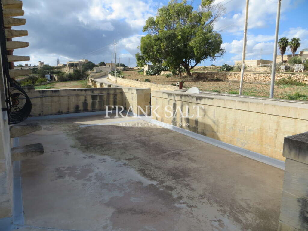 Birzebbugia, 3 Bedrooms Bedrooms, ,2 BathroomsBathrooms,For Sale,FRSA-040615