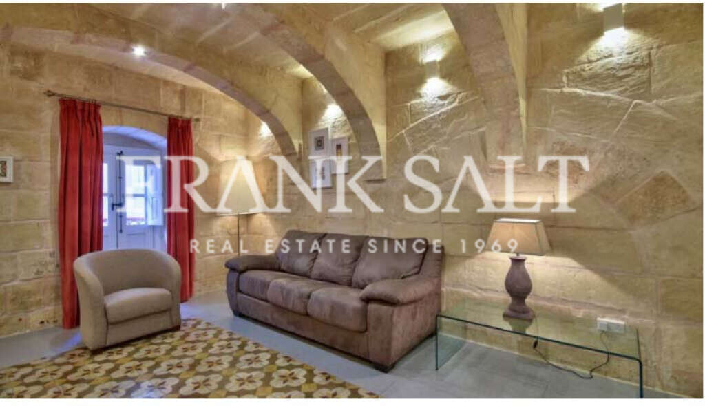 Valletta, 2 Bedrooms Bedrooms, ,1 BathroomBathrooms,For Sale,FRSA-812708