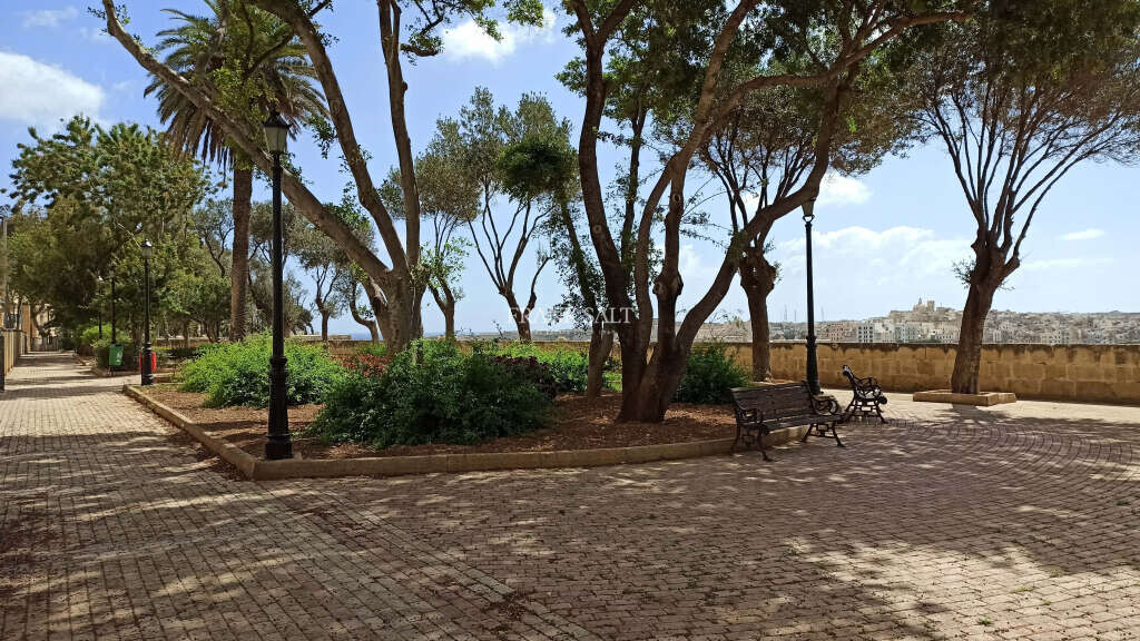 Floriana, ,For Sale,FRSA-915566