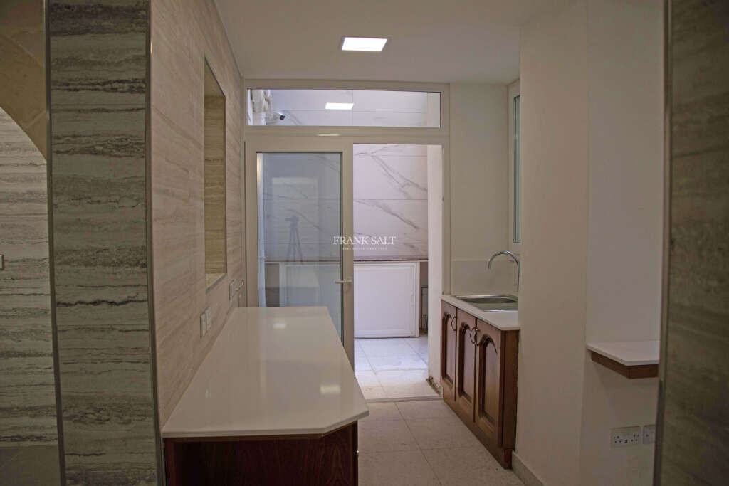 Floriana, ,For Sale,FRSA-915566