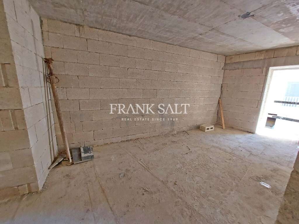 Birkirkara, 3 Bedrooms Bedrooms, ,2 BathroomsBathrooms,For Sale,FRSA-040434