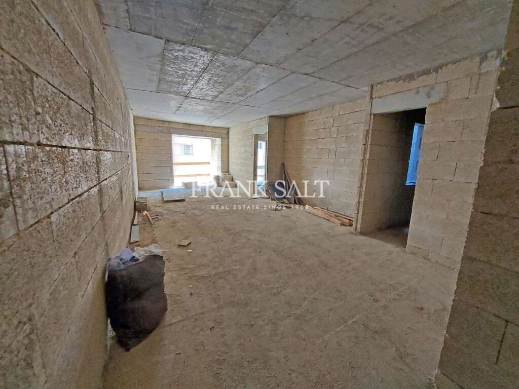 Birkirkara, 3 Bedrooms Bedrooms, ,2 BathroomsBathrooms,For Sale,FRSA-040434