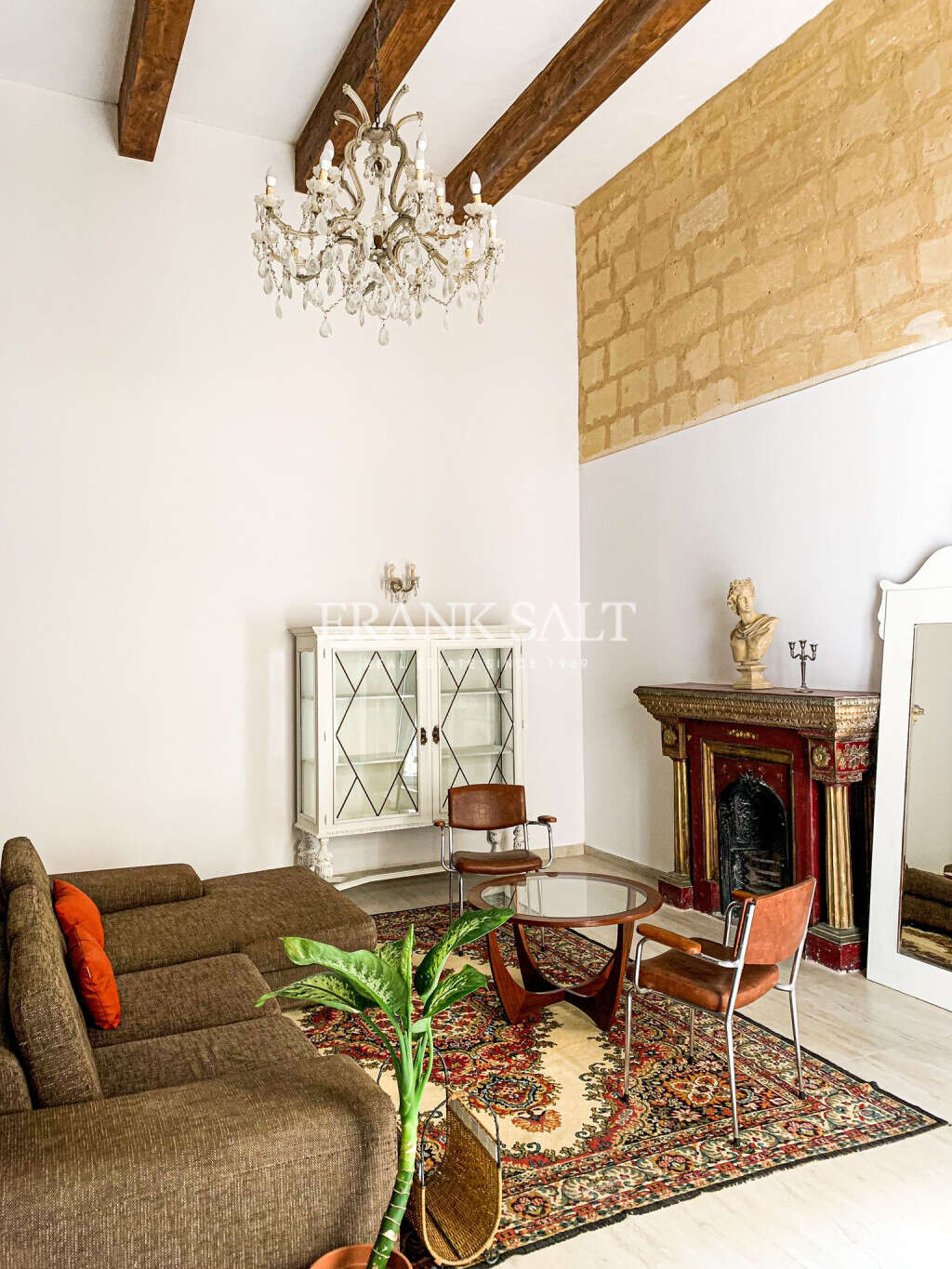 Valletta, 3 Bedrooms Bedrooms, ,For Sale,FRSA-040413
