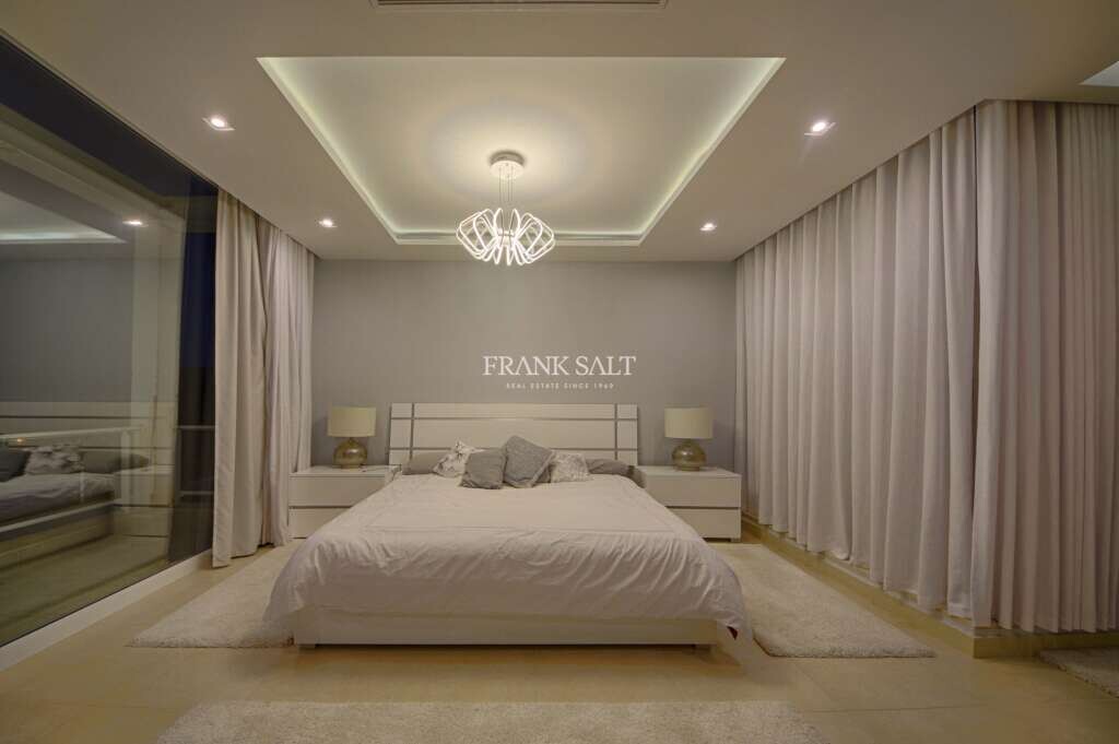 Madliena, 3 Bedrooms Bedrooms, ,1 BathroomBathrooms,For Sale,FRSA-040381