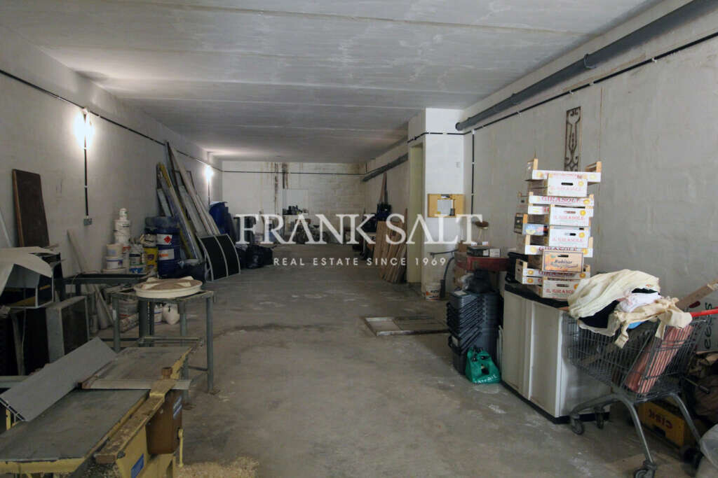 Marsaxlokk, 3 Bedrooms Bedrooms, ,1 BathroomBathrooms,For Sale,FRSA-618687