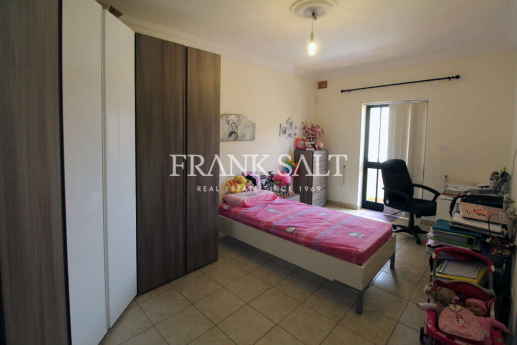 Marsaxlokk, 3 Bedrooms Bedrooms, ,1 BathroomBathrooms,For Sale,FRSA-618687