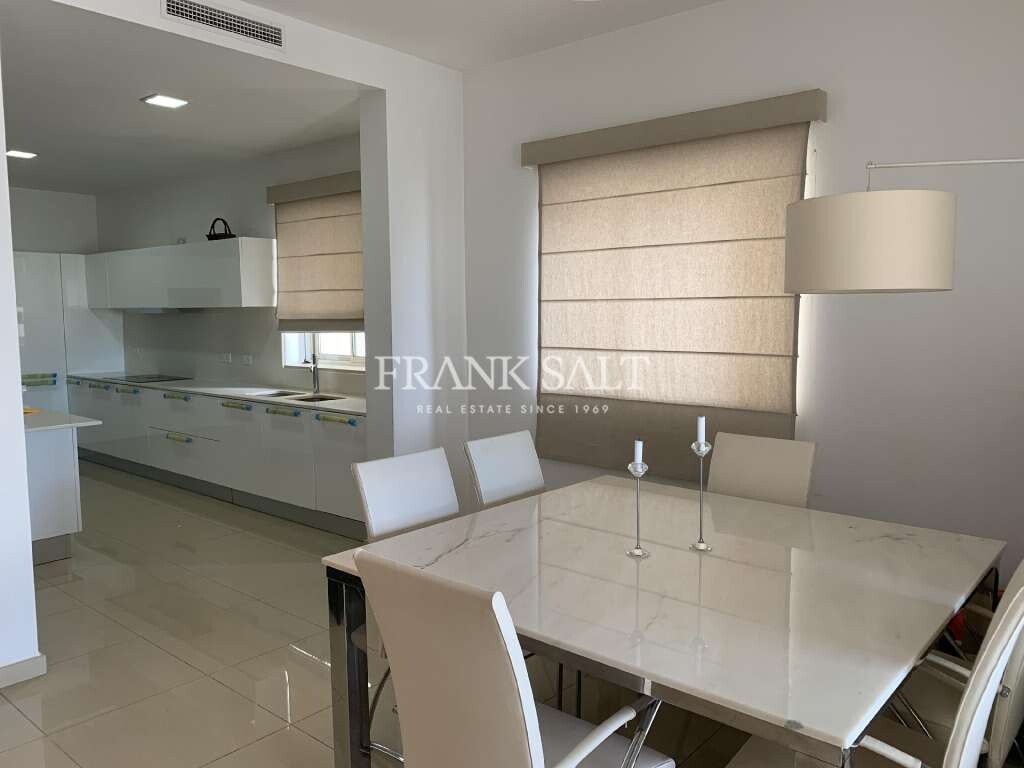Tigne Point, 3 Bedrooms Bedrooms, ,1 BathroomBathrooms,For Sale,FRSA-040233