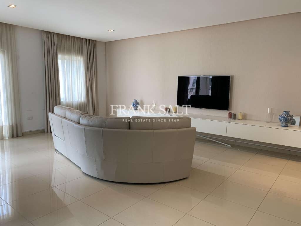 Tigne Point, 3 Bedrooms Bedrooms, ,1 BathroomBathrooms,For Sale,FRSA-040233