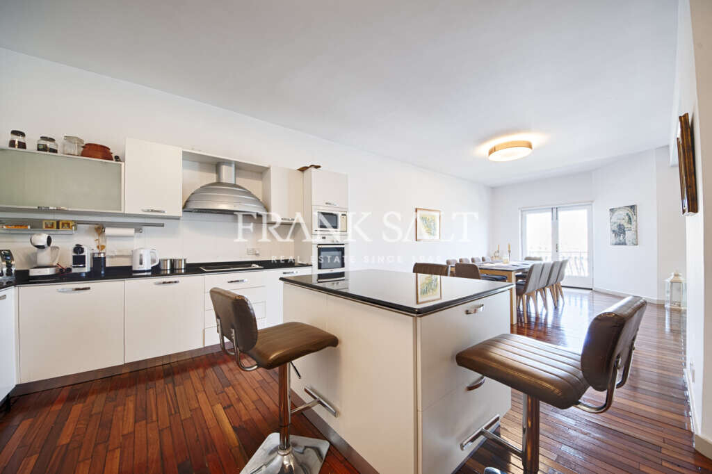 Pieta, 4 Bedrooms Bedrooms, ,2 BathroomsBathrooms,For Sale,FRSA-215278