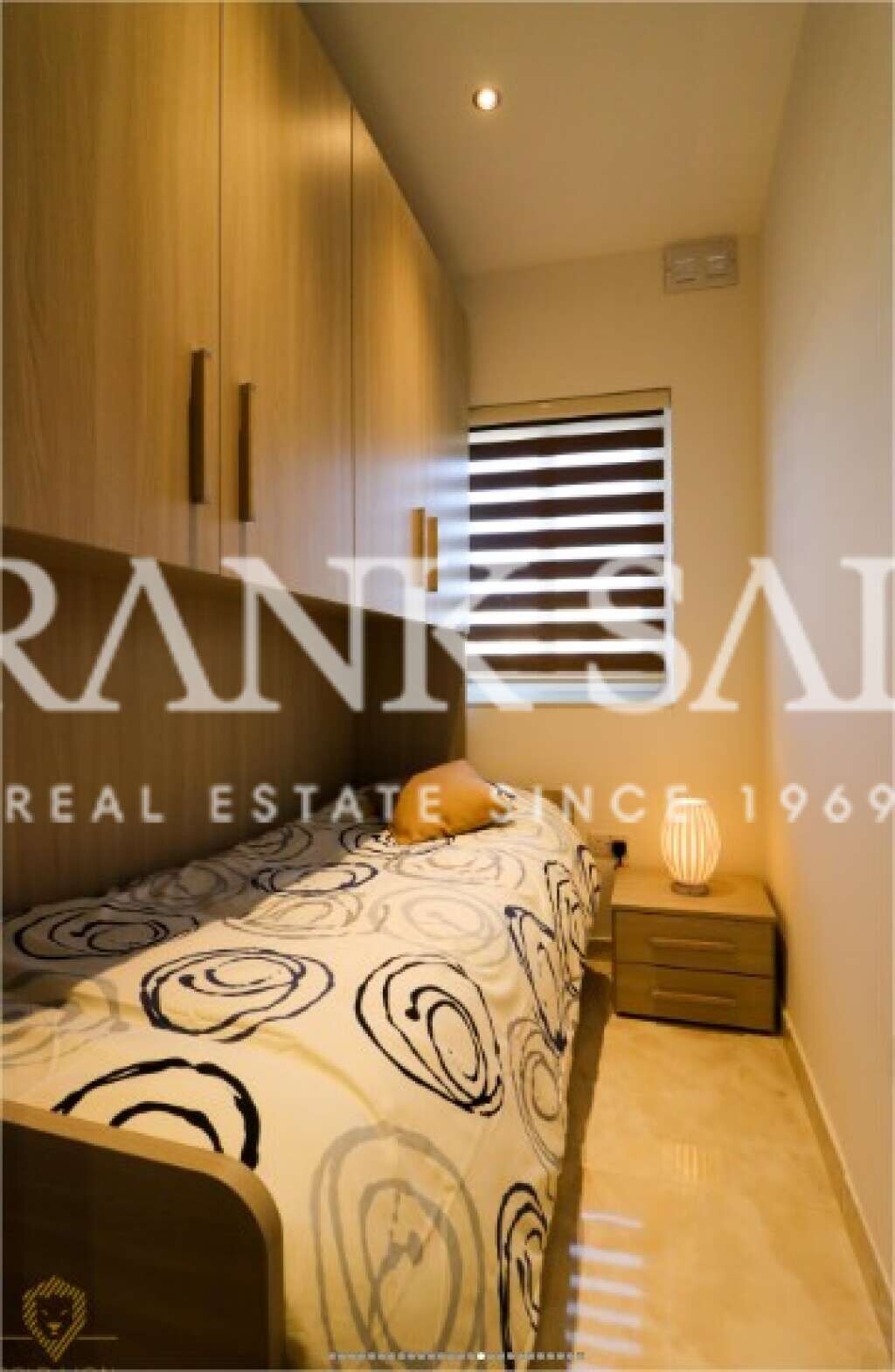 St Julians, 2 Bedrooms Bedrooms, ,1 BathroomBathrooms,For Sale,FRSA-452153