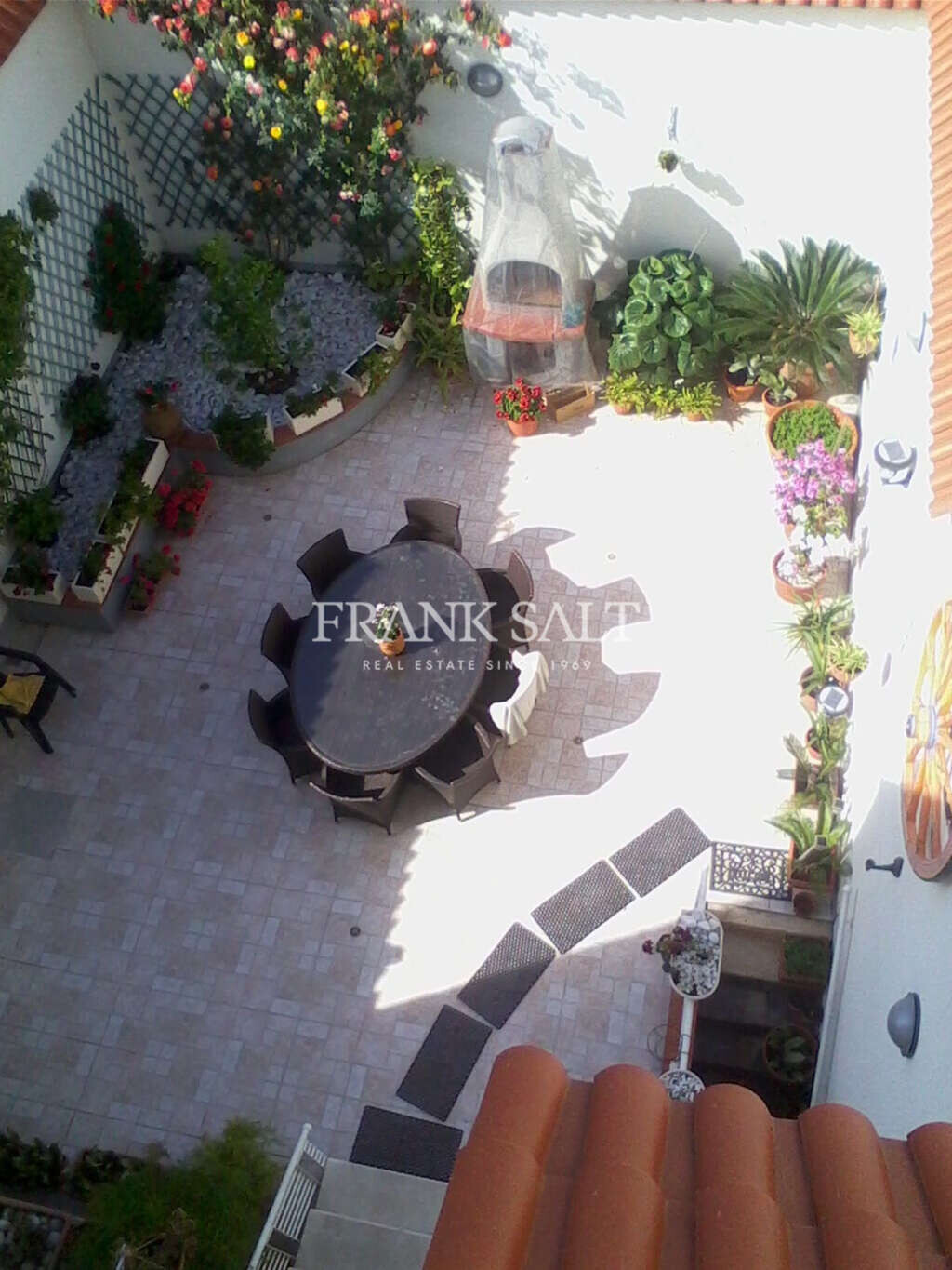 Luqa, 3 Bedrooms Bedrooms, ,3 BathroomsBathrooms,For Sale,FRSA-713013
