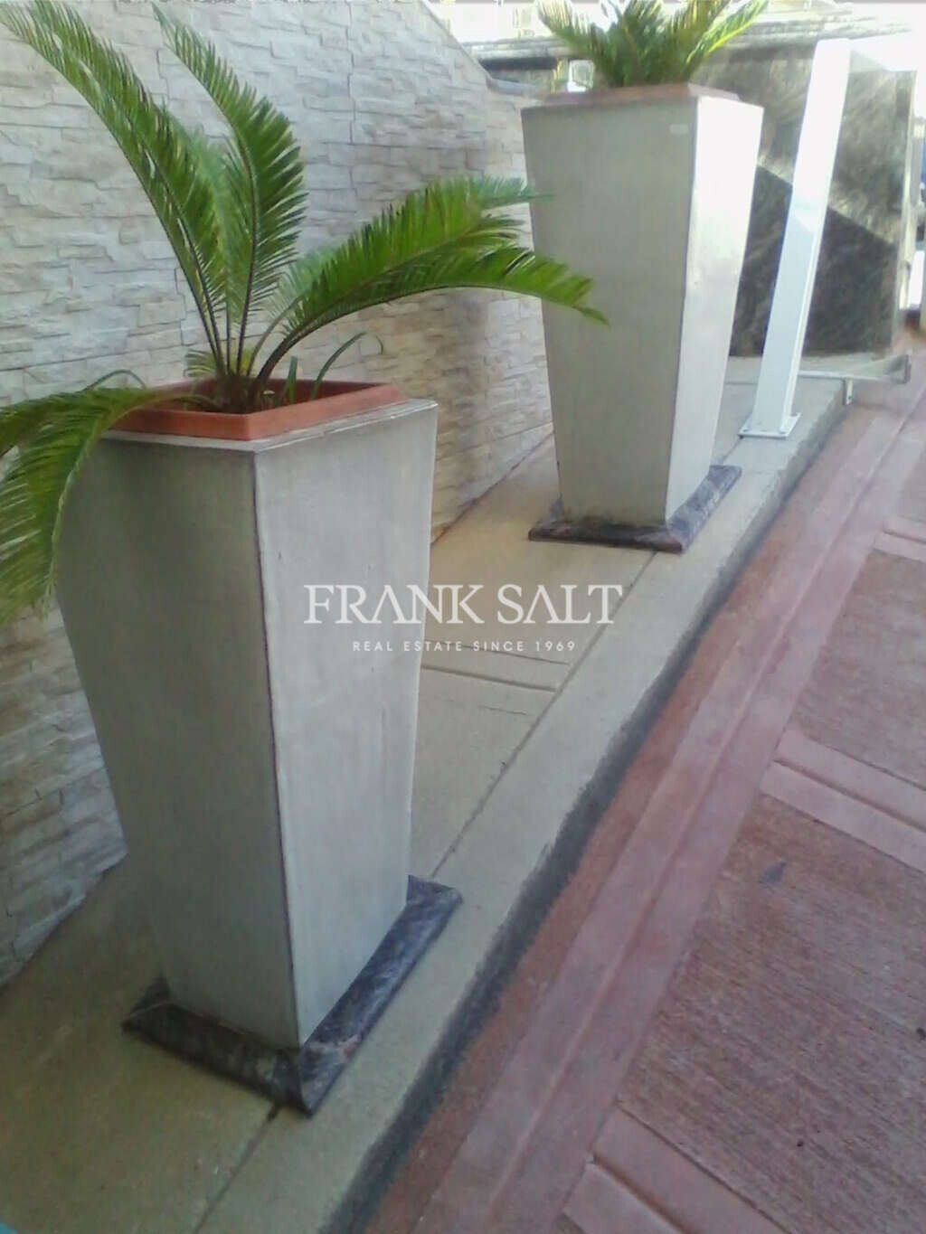 Luqa, 3 Bedrooms Bedrooms, ,3 BathroomsBathrooms,For Sale,FRSA-713013