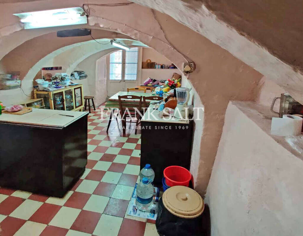 Senglea, 4 Bedrooms Bedrooms, ,2 BathroomsBathrooms,For Sale,FRSA-914975