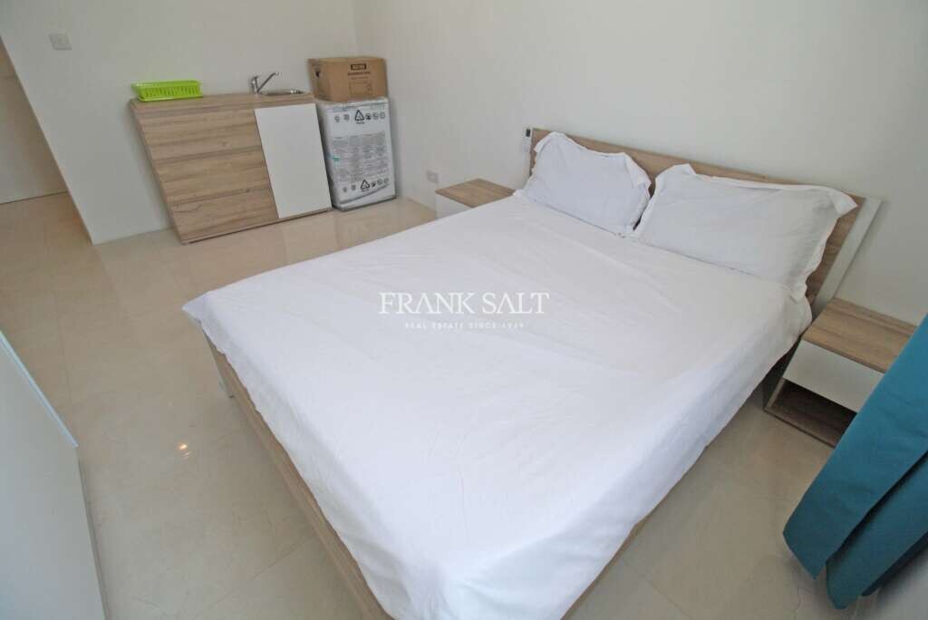 Birkirkara, 5 Bedrooms Bedrooms, ,5 BathroomsBathrooms,For Sale,FRSA-039873