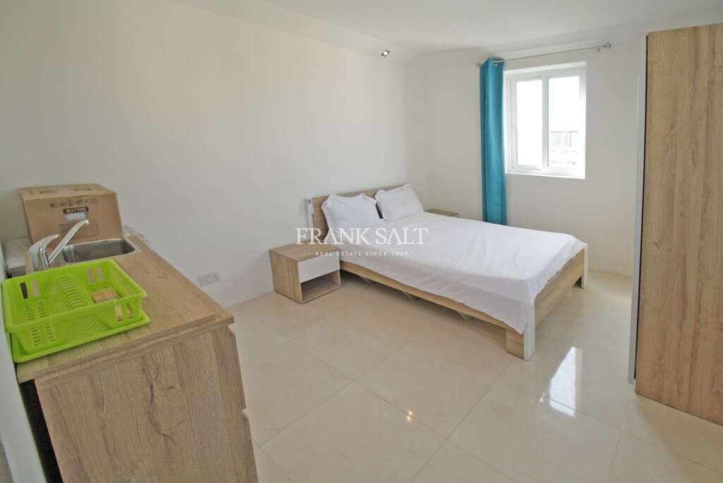 Birkirkara, 5 Bedrooms Bedrooms, ,5 BathroomsBathrooms,For Sale,FRSA-039873